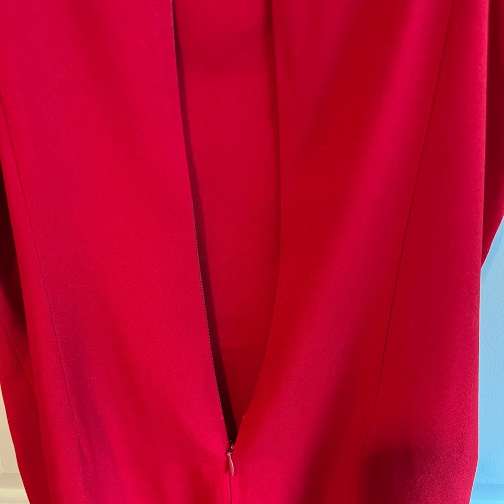 Woman’s Red Dress size 12 small back slit, Rayon - Picture 8 of 13